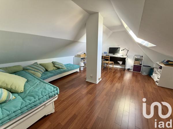 Maison à vendre 7 pièces 178 m² Voisins-le-Bretonneux