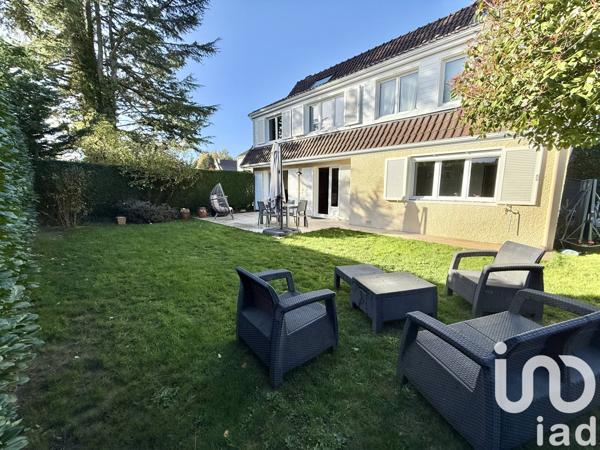 Maison à vendre 7 pièces 178 m² Voisins-le-Bretonneux