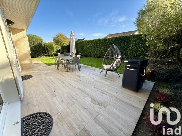 Maison à vendre 7 pièces 178 m² Voisins-le-Bretonneux