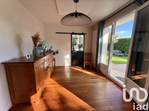 Maison à vendre 7 pièces 178 m² Voisins-le-Bretonneux