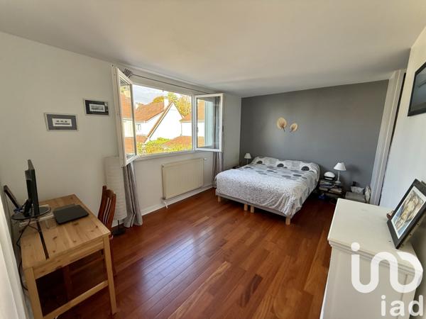 Maison à vendre 7 pièces 178 m² Voisins-le-Bretonneux