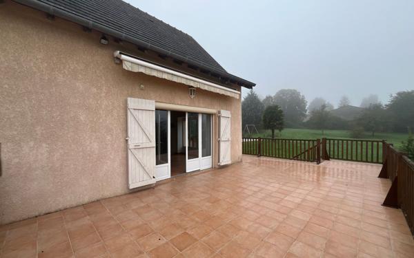 Maison à louer    5 pièces •  Charbonnières