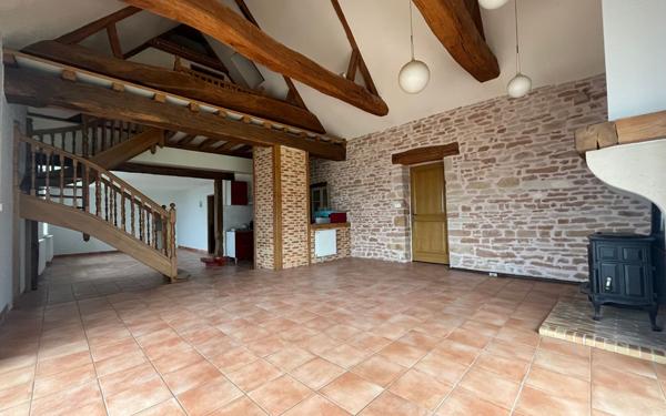 Maison à louer    5 pièces •  Charbonnières