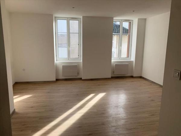 Immeuble à vendre |  Saint-Junien |  120 m²