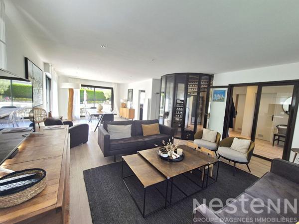 A vendre - à SAINT PHILIBERT - Maison de198 m² avec vue sur la rivière