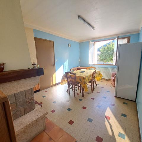 A VENDRE LAVELANET MAISON INDEPENDANTE 4 CHAMBRES / JARDIN / GARAGE