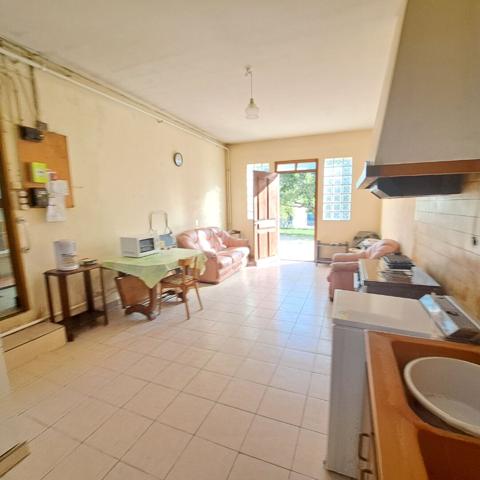 A VENDRE LAVELANET MAISON INDEPENDANTE 4 CHAMBRES / JARDIN / GARAGE