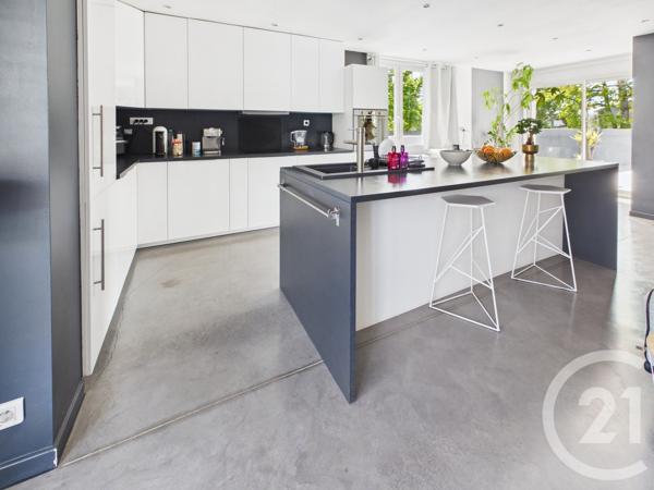 Maison à vendre  5 pièces - 155 m 2   VILLENAVE D ORNON  - 33
