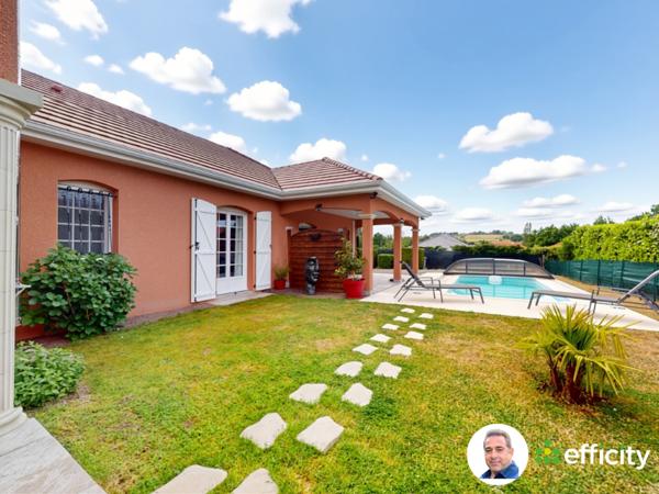 Maison
         7 pièces
        - 186 m² Exclusivité 349 000 € *