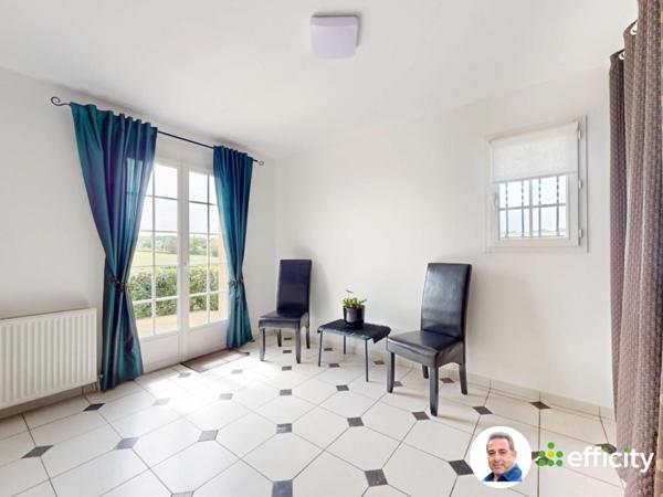 Maison
         7 pièces
        - 186 m² Exclusivité 349 000 € *