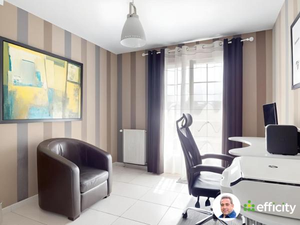 Maison
         7 pièces
        - 186 m² Exclusivité 349 000 € *