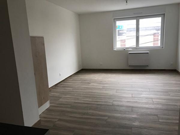 A LOUER, T3 d'environ 50m², rue Gustave Jolivet - LOMME MITTERIE