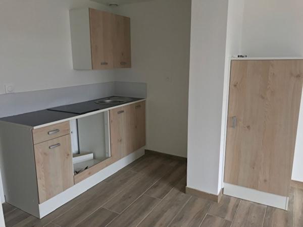 A LOUER, T3 d'environ 50m², rue Gustave Jolivet - LOMME MITTERIE