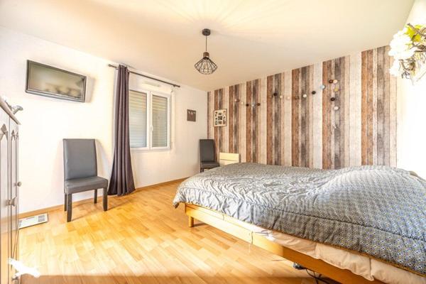 Maison à vendre |  Sauzé-Vaussais |  6 pièces | 155 m²