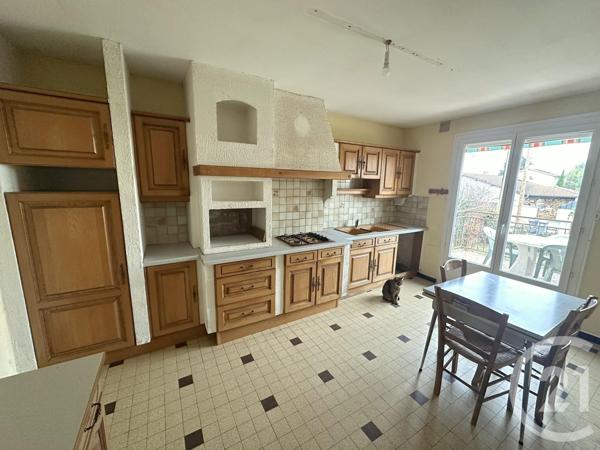 Maison à vendre  4 pièces - 101,70 m2 ST MAURICE DE GOURDANS - 01