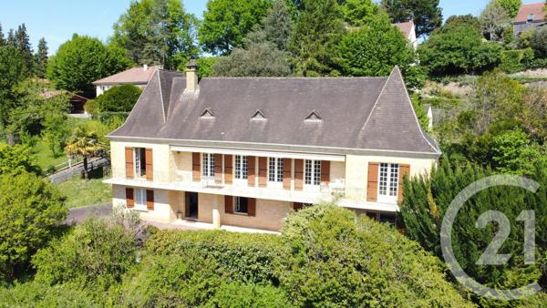 Maison à vendre  8 pièces - 260 m 2   SARLAT LA CANEDA  - 24
