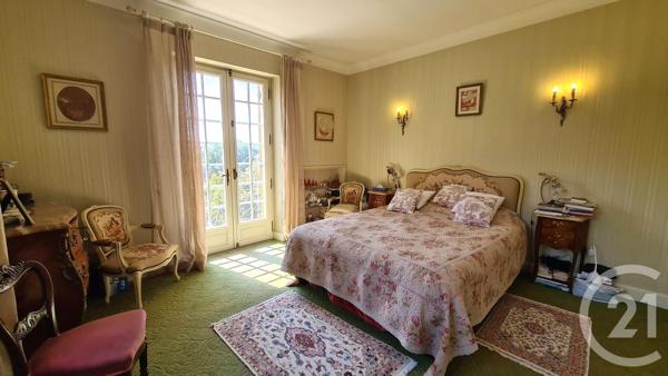 Maison à vendre  8 pièces - 260 m 2   SARLAT LA CANEDA  - 24