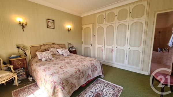 Maison à vendre  8 pièces - 260 m 2   SARLAT LA CANEDA  - 24