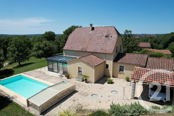 Maison à vendre  8 pièces - 260 m 2   SARLAT LA CANEDA  - 24
