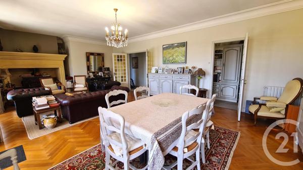 Maison à vendre  8 pièces - 260 m 2   SARLAT LA CANEDA  - 24
