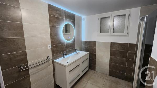 Maison à vendre  10 pièces - 264,30 m 2   SARLAT LA CANEDA  - 24