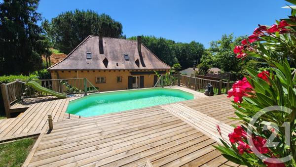 Maison à vendre  10 pièces - 264,30 m 2   SARLAT LA CANEDA  - 24
