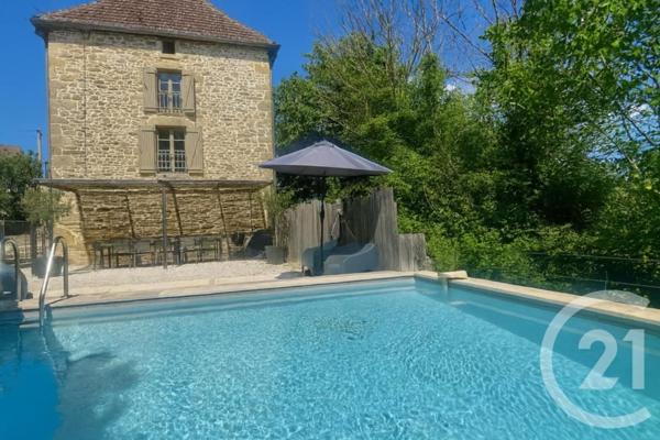 Maison à vendre  10 pièces - 264,30 m 2   SARLAT LA CANEDA  - 24