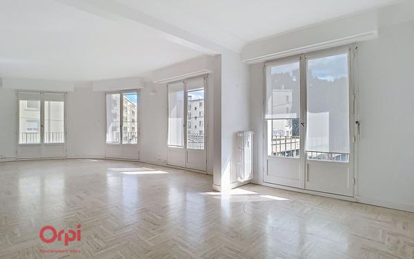 Appartement à vendre    2 pièces • 89 m2 Nantes