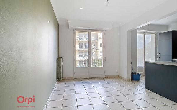 Appartement à vendre    2 pièces • 89 m2 Nantes