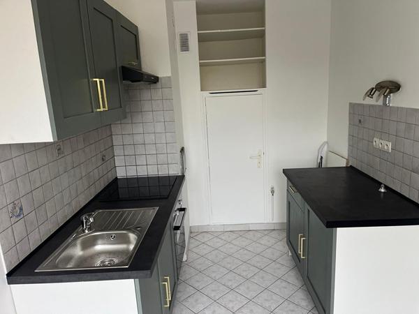 Grand Studio meublé - Marly le Roi quartier Gare