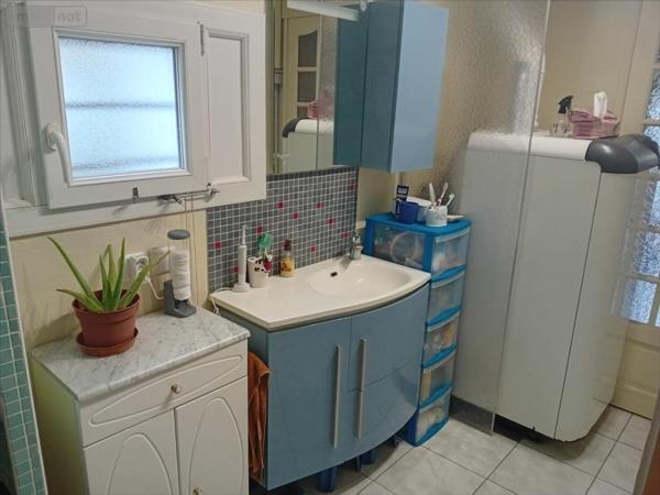 Maison rurale à vendre à Changé dans la Sarthe (72560), ref : 72012-1068747