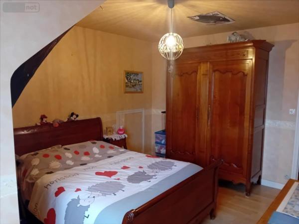 Maison rurale à vendre à Changé dans la Sarthe (72560), ref : 72012-1068747