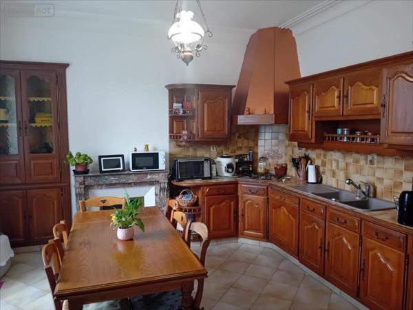 Maison rurale à vendre à Changé dans la Sarthe (72560), ref : 72012-1068747