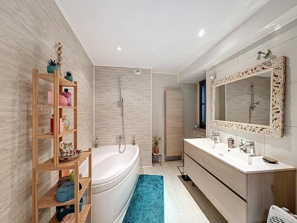 Maison 4 pièces - 115 m²