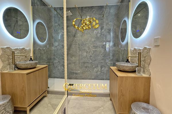 'COCOTIER FLAMBOYANT' : Appartement rénové 4 pièces 75 m² - 2 chambres - terrasse - balcon filant