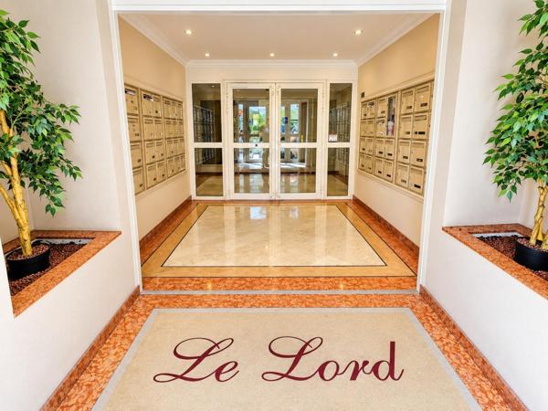 BEAUSOLEIL – VIAGER OCCUPÉ SANS RENTE – APPARTEMENT 60,31 M² – VUE MER