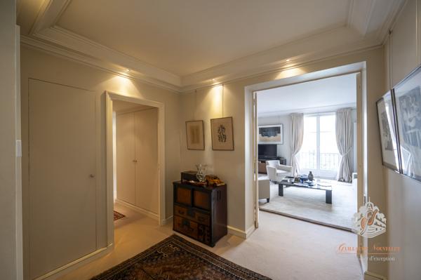 Neuilly-sur-Seine (92200) Neuilly-sur-Seine/Saint-James/Pont de Neuilly/Longchamp - Appartement élégant de réception et familial de 4 pi