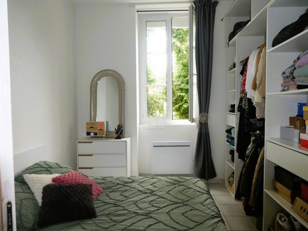T2 en rez de jardin + place de parking