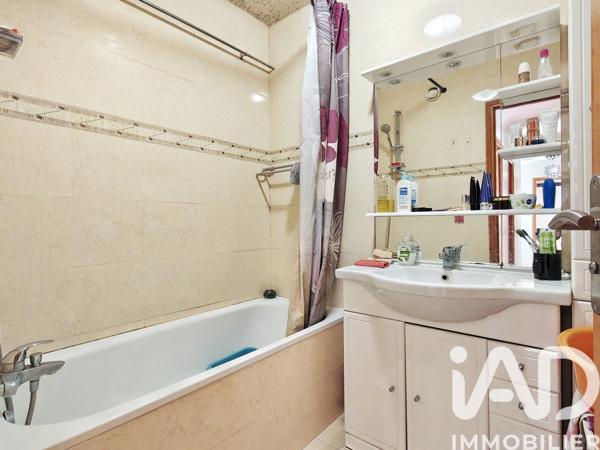 Appartement à vendre 3 pièces 64 m² Paris 18