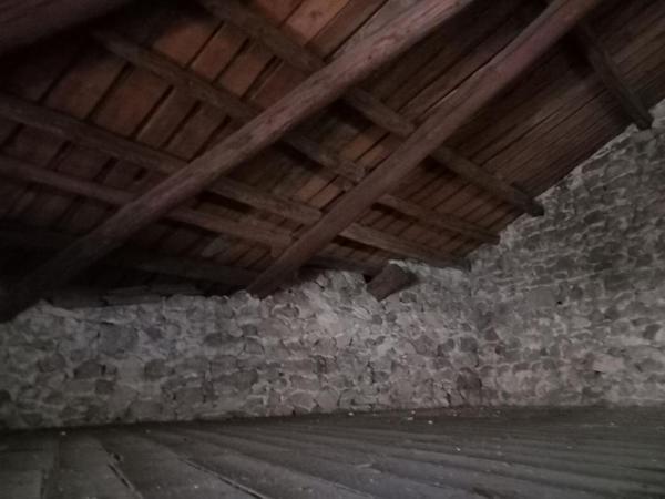 43220 Riotord Immeuble d'environ 250 m²  sur 3 niveaux plus cave en sous-sol et grenier