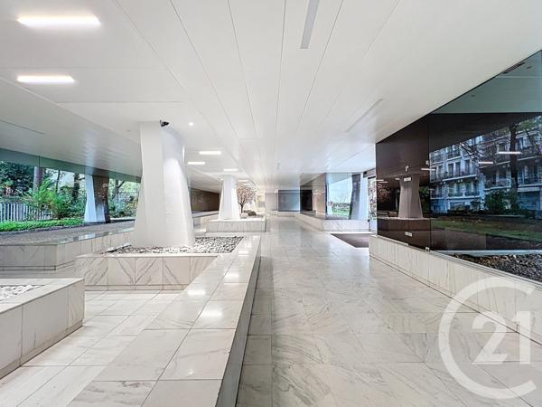 Appartement F2 à vendre  2 pièces - 41,79 m2 PARIS - 75015