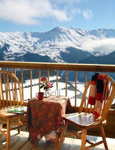 INVESTISSEMENT LOCATIF  FONTCOUVERTE-LA TOUSSUIRE  Résidence de Tourisme Les Chalets des Cîmes  5,5 % de rentabilité