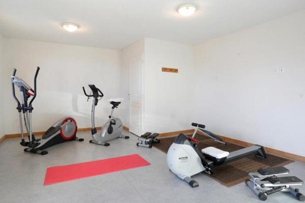 INVESTISSEMENT LOCATIF  FONTCOUVERTE-LA TOUSSUIRE  Résidence de Tourisme Les Chalets des Cîmes  5,5 % de rentabilité