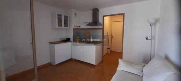Location                                                      Appartement
                        
                     1 pièces                      19 m2                     à Saint-Aygulf