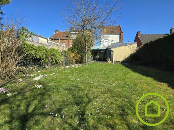 Maison à LA CHAPELLE D'ARMENTIERES (59930)