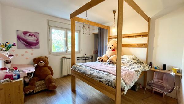 Maison 7 pièce(s) 6 chambre(s) 187 m²