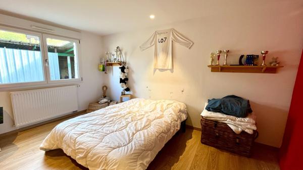 Maison 7 pièce(s) 6 chambre(s) 187 m²