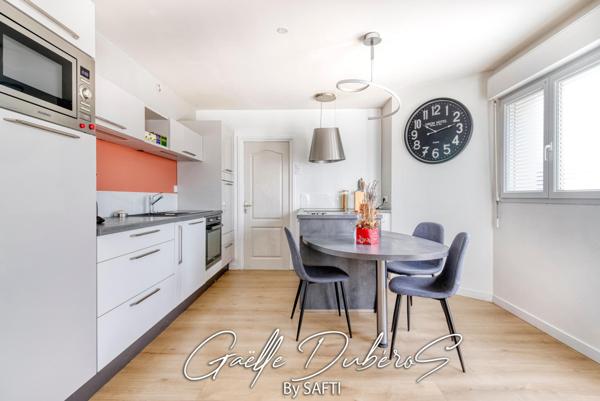 Agréable maison 4 chambres avec garage *** Pré visite 3D disponible sur demande***