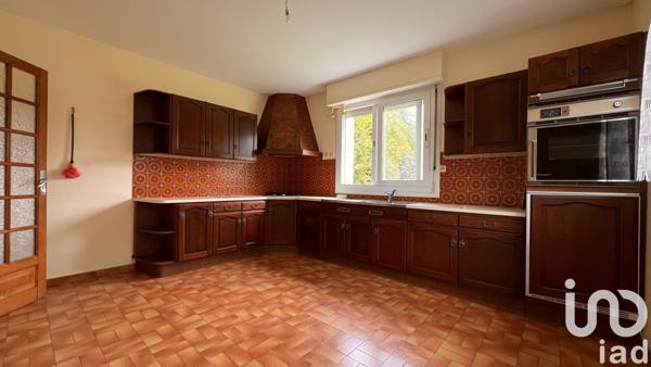 Maison 8 pièces de 155 m² à Gouesnach (29950)