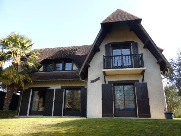 Acquigny (27400) Maison familiale 140 m2